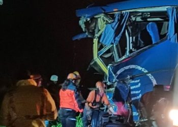 Choque entre autobús de ADO y tractocamión deja saldo de tres muertos y 27 lesionados en Xalapa