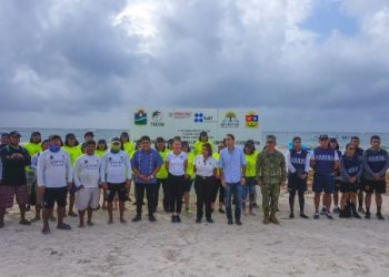 Arranca el plan de contingencia y la instalación de barrera antisargazo en Tulum