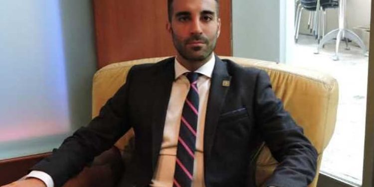 Emiten orden de aprehensión en contra de Simón Levy