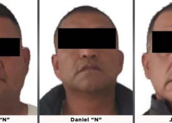 Vinculan a proceso a tres policías tras extorsionar y disparar en contra de un joven sin motivos