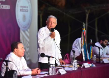 AMLO defiende a médicos Cubanos