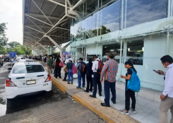 Por inicio de Obras del Bulevar Colosio, termina en caos en la terminal de autobuses ADO