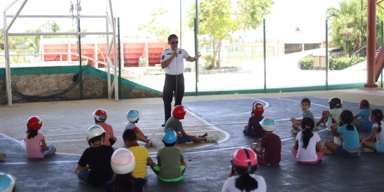 Participantes del curso de verano “ko’one’ex Baaxal” realizan divertidas y educativas actividades
