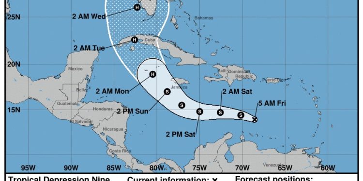 Se forma depresión tropical al este sureste de las costas de Quintana Roo