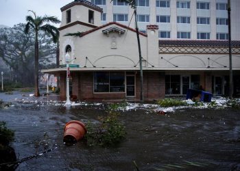 Se registran dos muertes en Florida tras el paso del huracán “Ian”