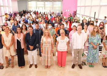 Todos desde nuestras trincheras debemos fortalecer medidas para combatir y eliminar la trata de personas: Gaby Rejón de Joaquín