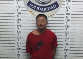 Aseguran a sujeto acusado de asaltar con arma blanca una papelería en Playa del Carmen