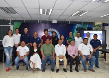 Presentan libro de experimentos en el TecNM campus Felipe Carrillo Puerto