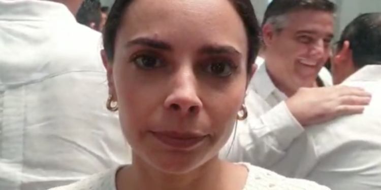 Ana Paty Peralta trabajará en equipo