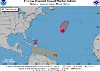 Mantienen bajo vigilancia posible formación de onda tropical en el Atlántico