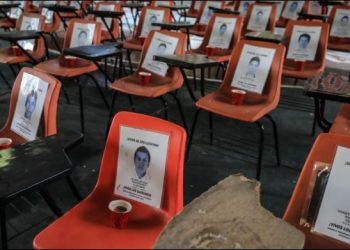 “Quiero estudiar sin morir en el intento”: compañeros de los 43 normalistas desaparecidos