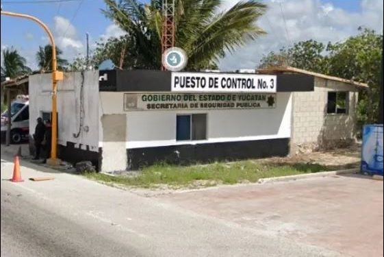 Ex policías reciben sentencia de 21 años en la prisión por torturar y estrangular a un narco