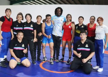 Gladiadores salvadoreños realizan campamento internacional en el CEDAR de Cancún