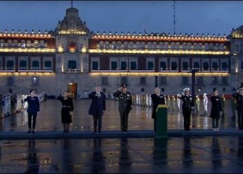 AMLO encabeza homenaje a las víctimas de los sismos de 1985 y 2017