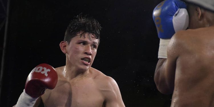 Fallece boxeador Luis Quiñones tras lesiones sufridas durante la pelea con José Muñoz