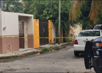 Hallan cuerpo en estado de descomposición en un fraccionamiento de Playa del Carmen