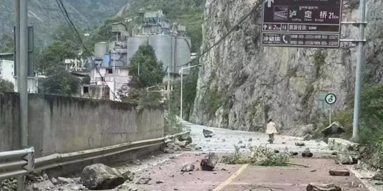 Sismo magnitud 6.8 en China deja más de 15 muertos y varias comunidades incomunicadas