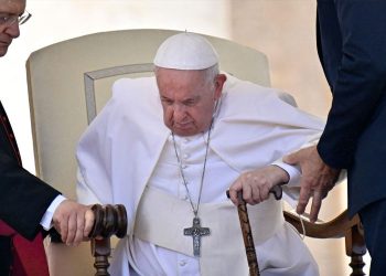 Papa Francisco cancela viaje a Kiev o Moscú por problemas de salud