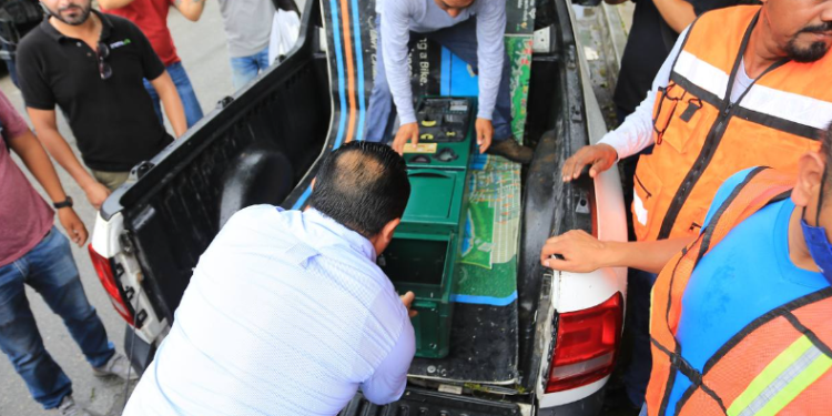 Retiran más de 15 parquimetros en colonias de Playa del Carmen