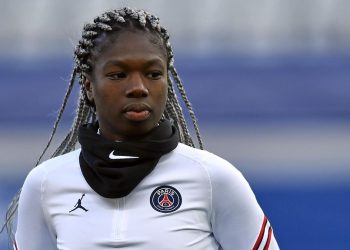 Detienen Aminata Diallo, exjugadora del PSG tras golpear a su excompañera por puesto titular