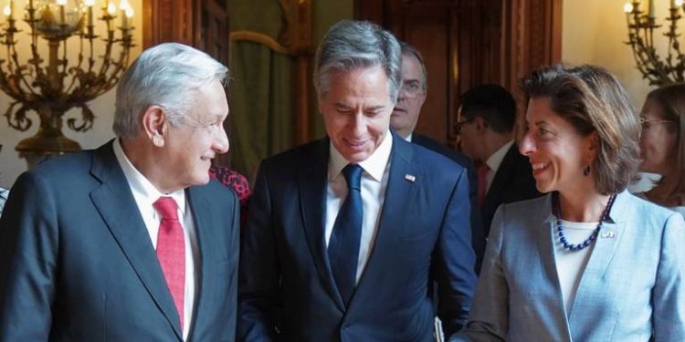 AMLO desmiente problemas con E.U por política energética tras visita de Blinken