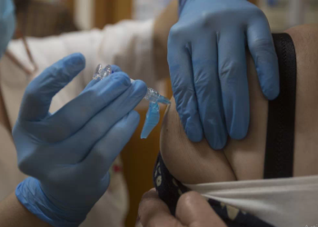 EU toma refuerzos contra Covid para la protección de temporadas de gripe y resfriado