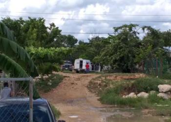 Ejecutan a balazos a un sujeto en la zona de invasión de Cancún