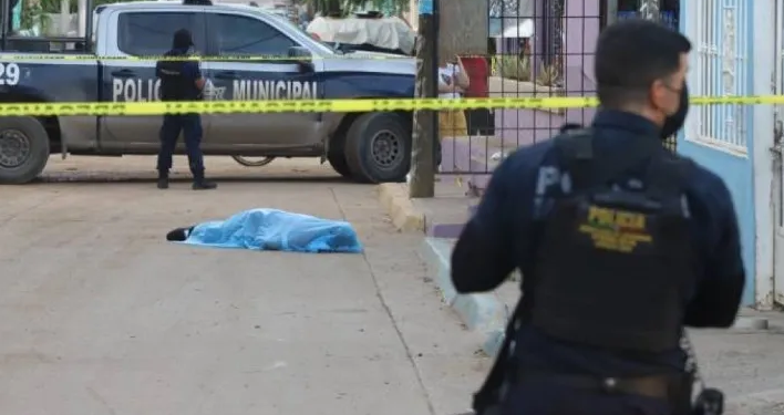 Hombre pierde la vida al dispararse accidentalmente tras una riña en Mazatlán