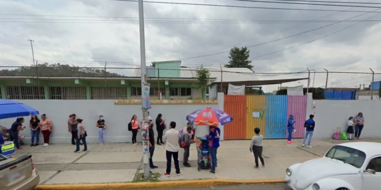 Niña es agredida sexualmente por intendente en un kínder de Puebla