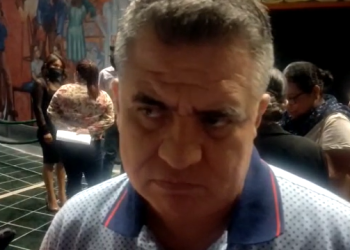 Rezago legislativo de 300 iniciativas