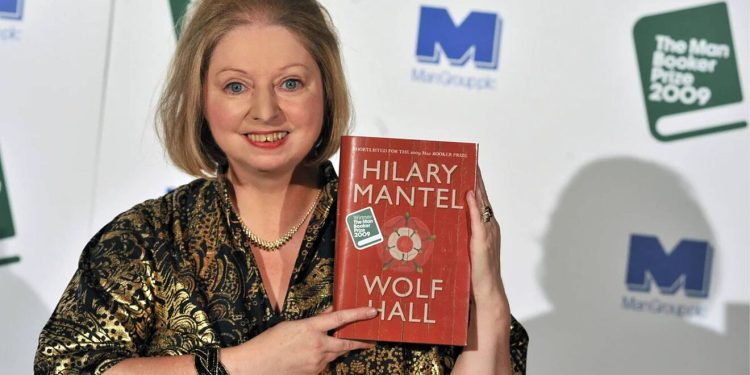 Fallece una de las grandes escritoras británica Hilary Mantel a los 70 años