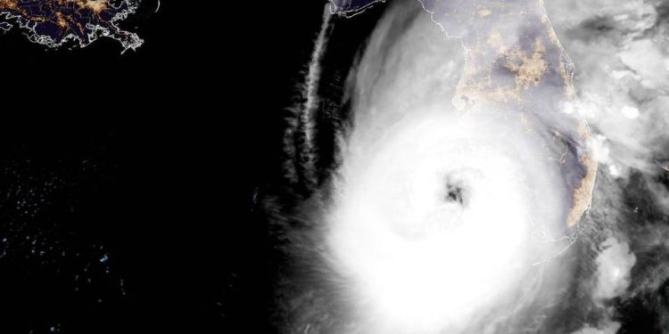Huracán ‘Ian’ se fortalece en categoría 5 rumbo a Florida