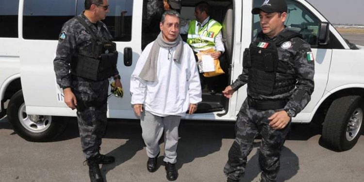 Niega la juez prisión domiciliaria a Mario Villanueva