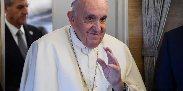 Papa Francisco pide ‘paz’ en su primer discurso en Kazajistán