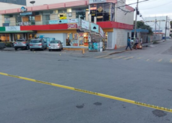 Reportan detonaciones en la cercanía de un Oxxo de Playa del Carmen