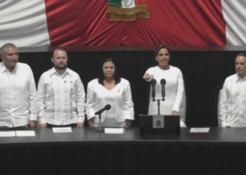 Rinde protesta la primera gobernadora de Quintana Roo Mara Lezama