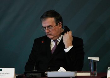 Marcelo Ebrard envía sus condolencias ante la muerte de la Reina Isabel