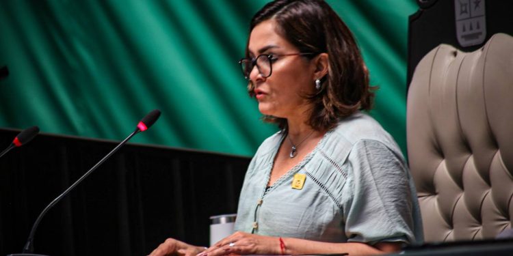 Se instala la Comisión de Asuntos Municipales a cargo de la diputada Cristina Alcérreca Manzanero