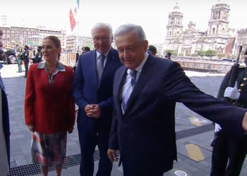 AMLO le da la bienvenida al presidente de Alemania en el Palacio Nacional