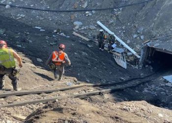 Registran derrumbe en una mina de Indé, Durango