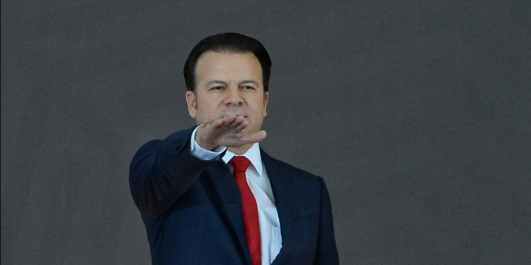 Toma protesta Esteban Villegas como nuevo gobernador de Durango