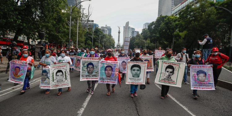 Dictan auto de formal prisión al general José Rodríguez Pérez por el caso de Ayotzinapa