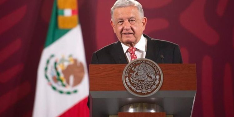 AMLO aclara el informe del caso de Ayotzinapa; hay cinco señalados
