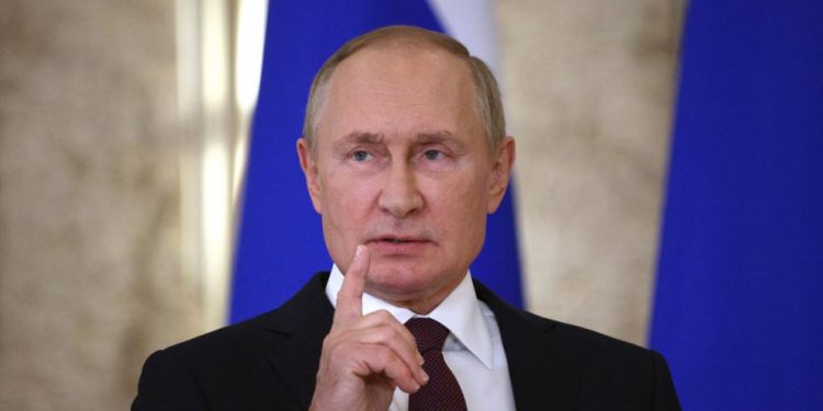 Vladimir Putin anuncia envío de 300 mil reservistas a la guerra