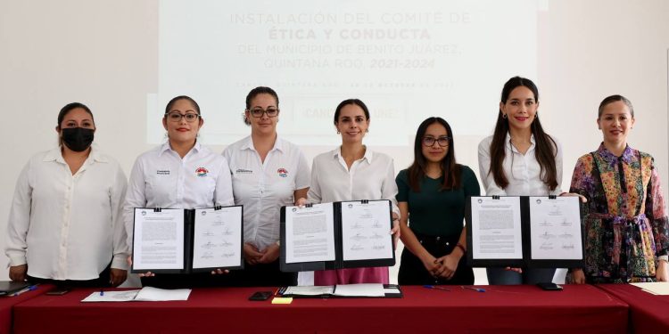 Instala Ana Patricia Peralta comité de ética y conducta de BJ 2021-2024