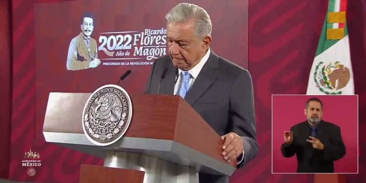 Tras salida de Luz María de la Mora  AMLO apoya cambios de Raquel Buenrostro en Economía