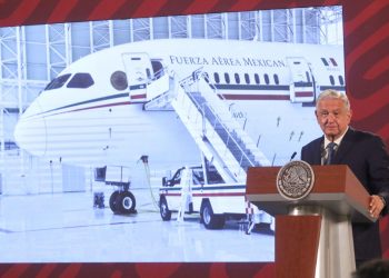 Andres Manuel confirma que Sedena estudia tener su propia Aerolínea comercial
