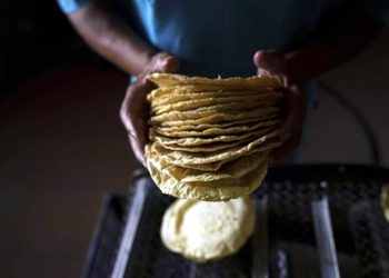 Aun con acuerdo contra la inflación sube el precio de la tortilla
