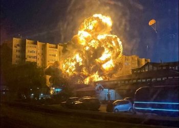 La explosión de avión militar rusos deja trece muertos incluyendo niños