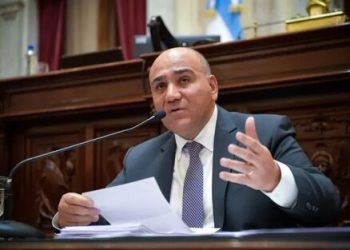El Gobierno le contestó a La Cámpora que «El acuerdo con el FMI no está caído»